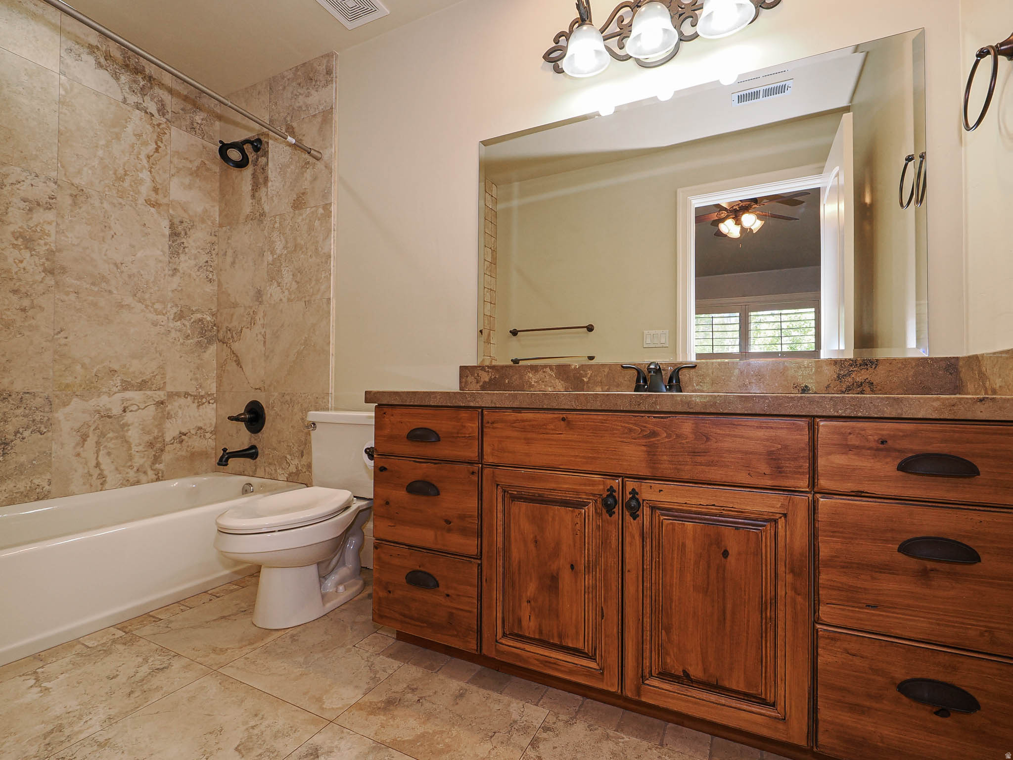PEPPERWOOD - Residential