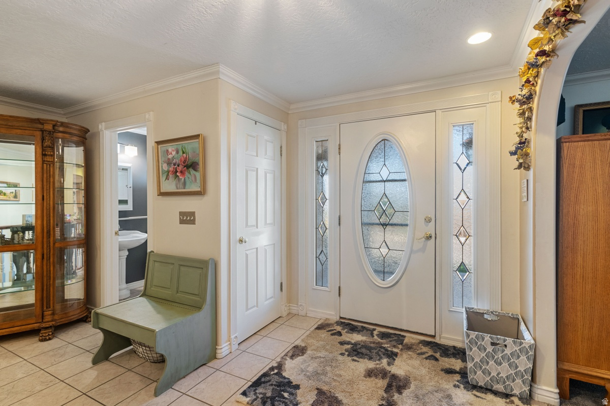 EMERALD HILLS - Residential