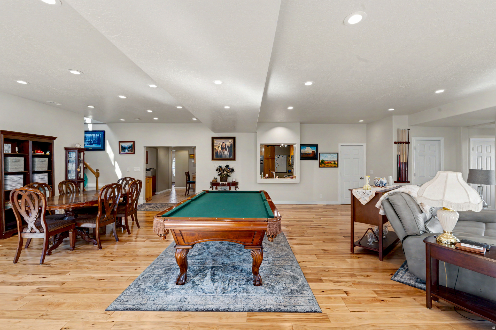 EMERALD HILLS - Residential