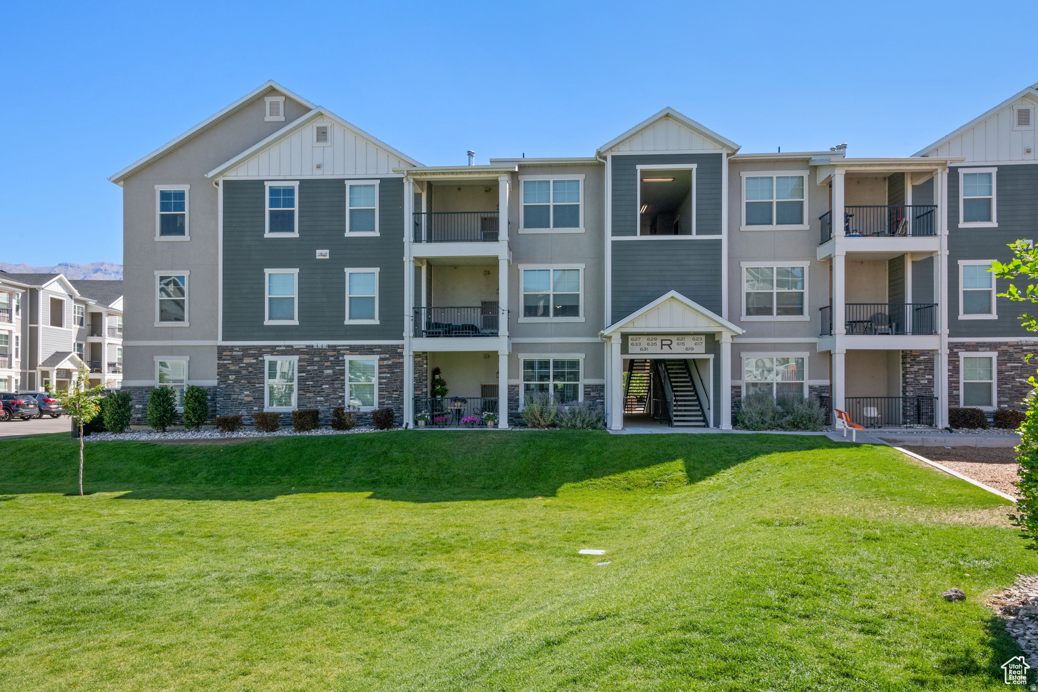 Amazing location right next to the new Utah City, just 8 minutes to UVU, 3 minutes to the Vineyard FrontRunner Station, and a quick walk to the community amenities. Beautiful 3 bedroom 2 bathroom condo with an open floorplan filled with natural light. Features include quartz countertops, LVP floors, included stainless steel appliances, master suite with walk-in closet, and a walkout balcony. The current owners have maintained the home with great care. Enjoy the community bike/walking paths, clubhouse, green areas, gym, swimming pool, hot tub, playground, park, splash pad, and sports court. Come see it today!