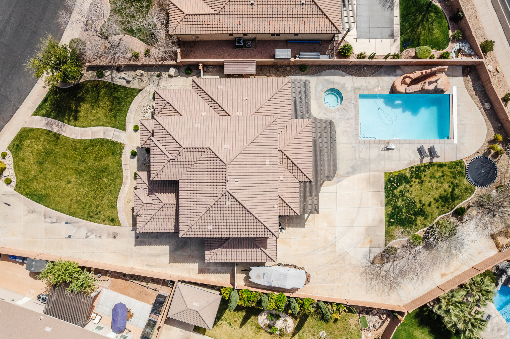 DESERT FIELDS - Residential