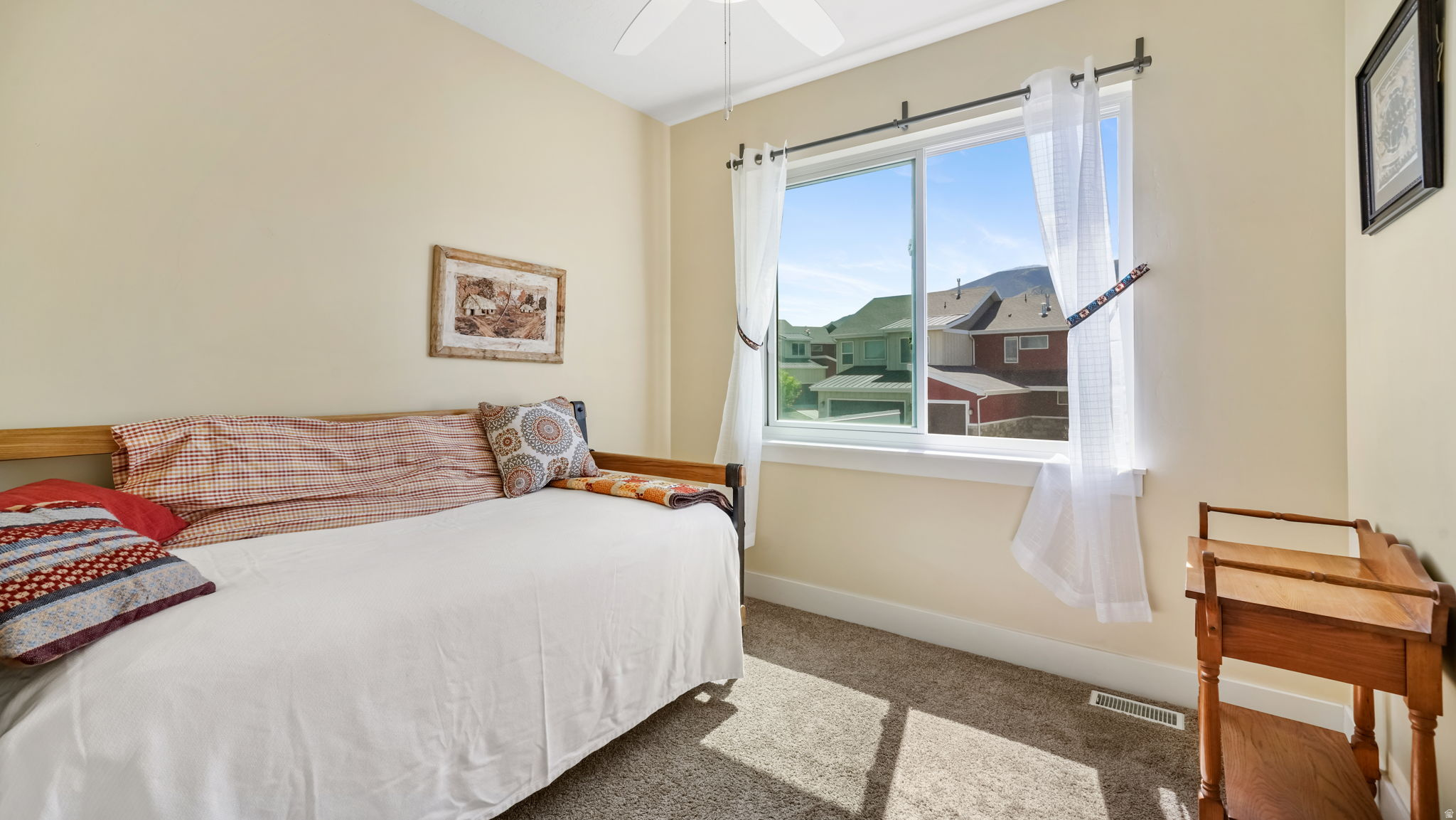 TALONS COVE - Residential
