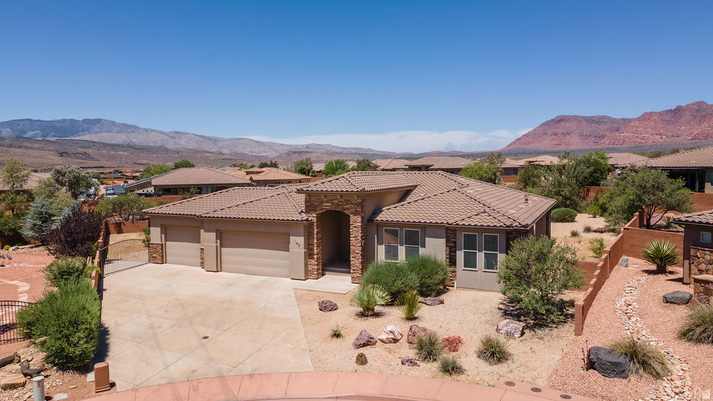 TENAYA ESTATES - Residential