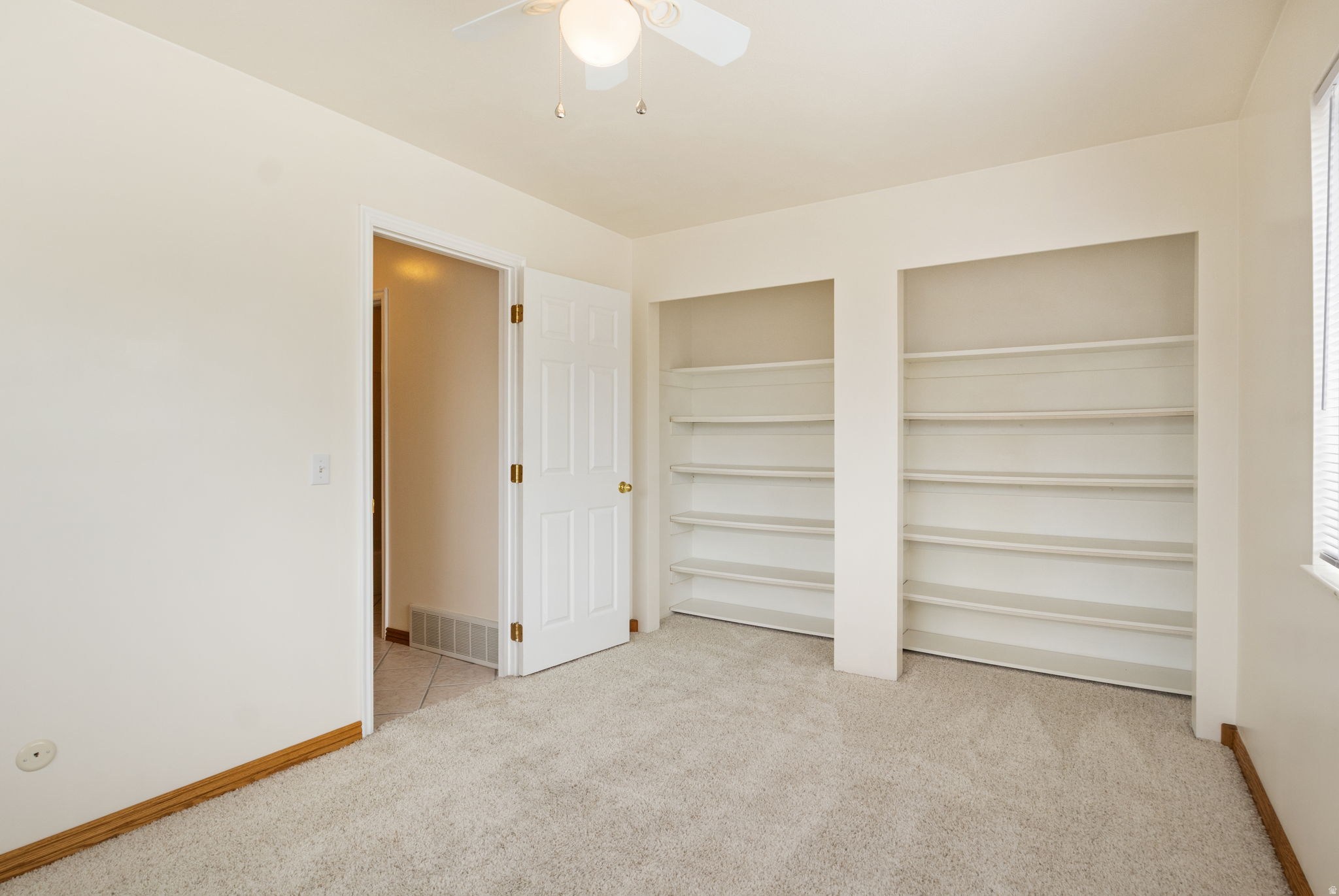 CLUSTER D, GLENMOOR COUNTRY ESTATES #1 - Residential