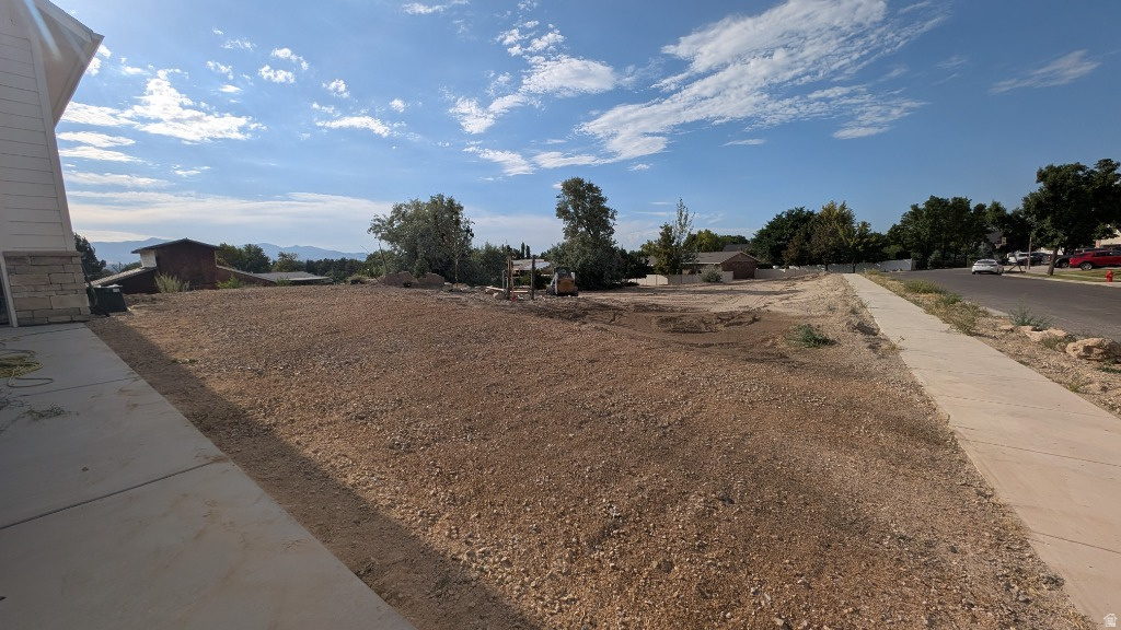 CRESCENT WOOD ESTATES - Residential