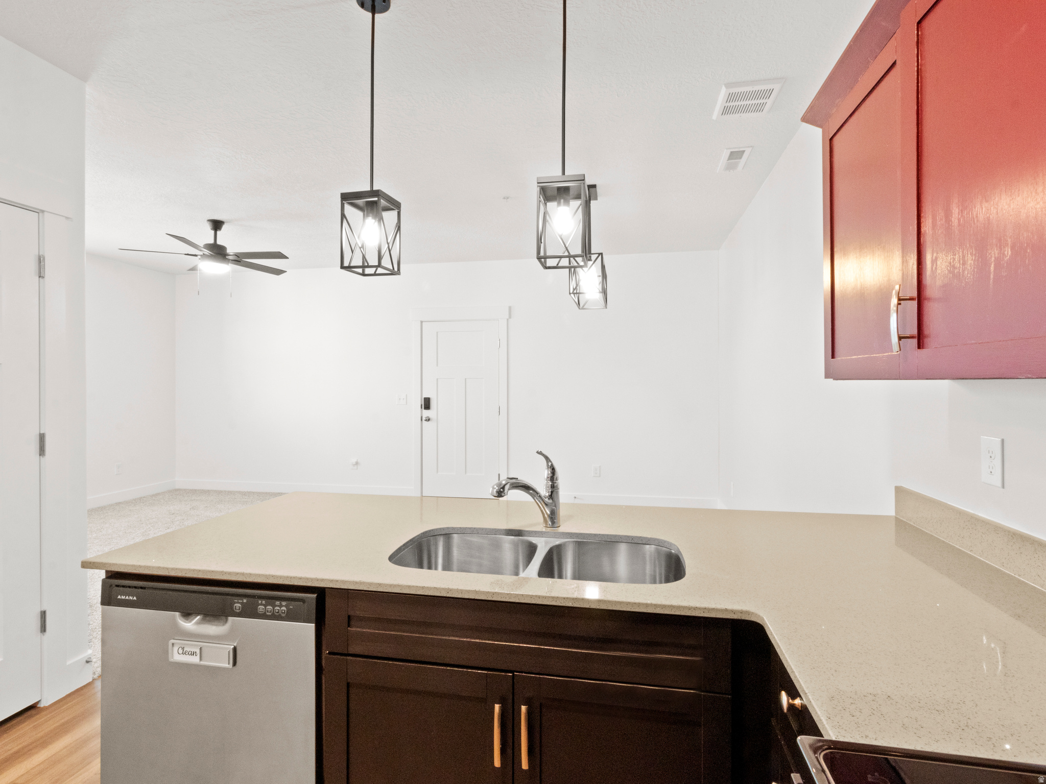 RIDGE - Residential