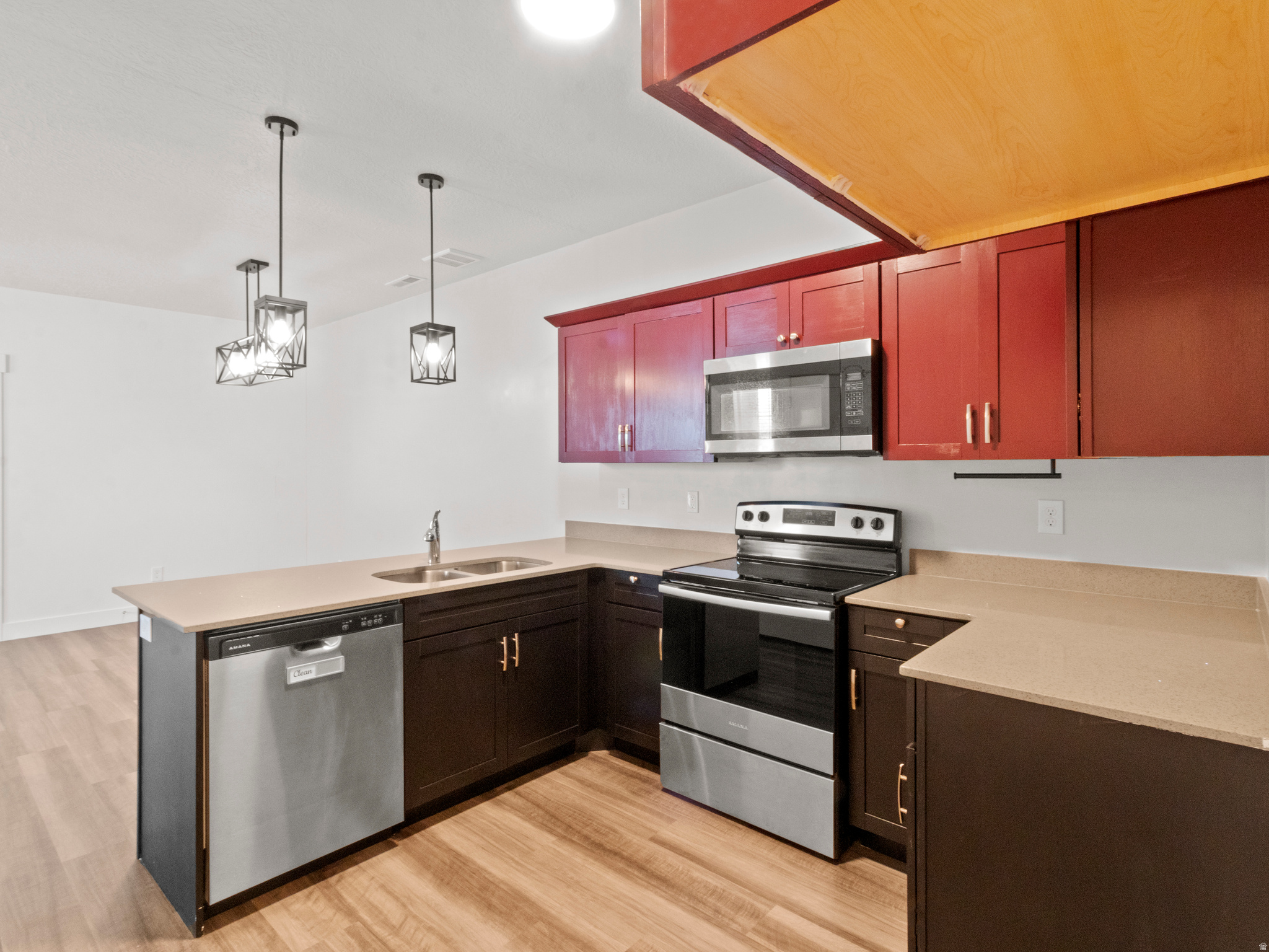 RIDGE - Residential