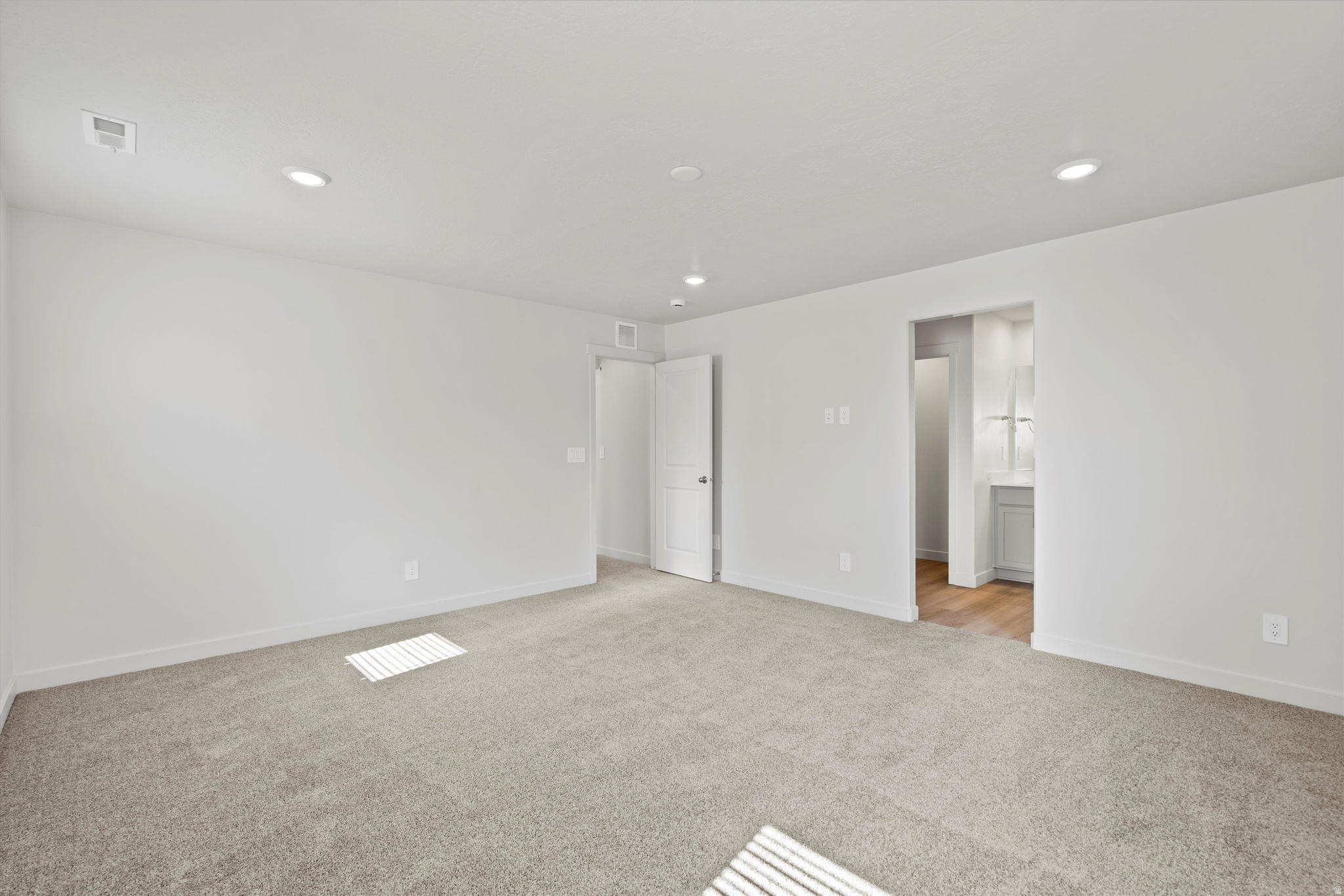 VISTA MEADOWS - Residential