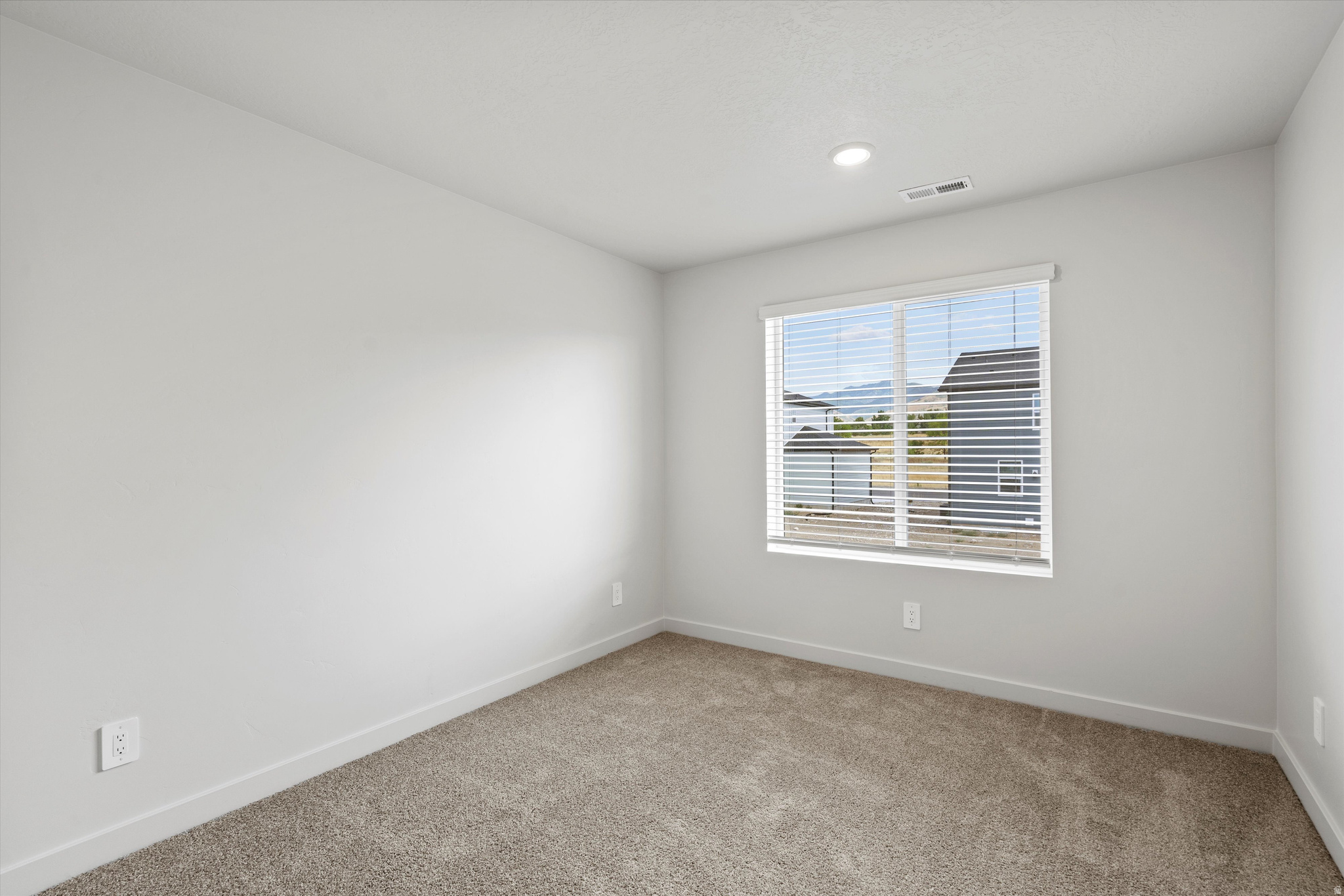 VISTA MEADOWS - Residential