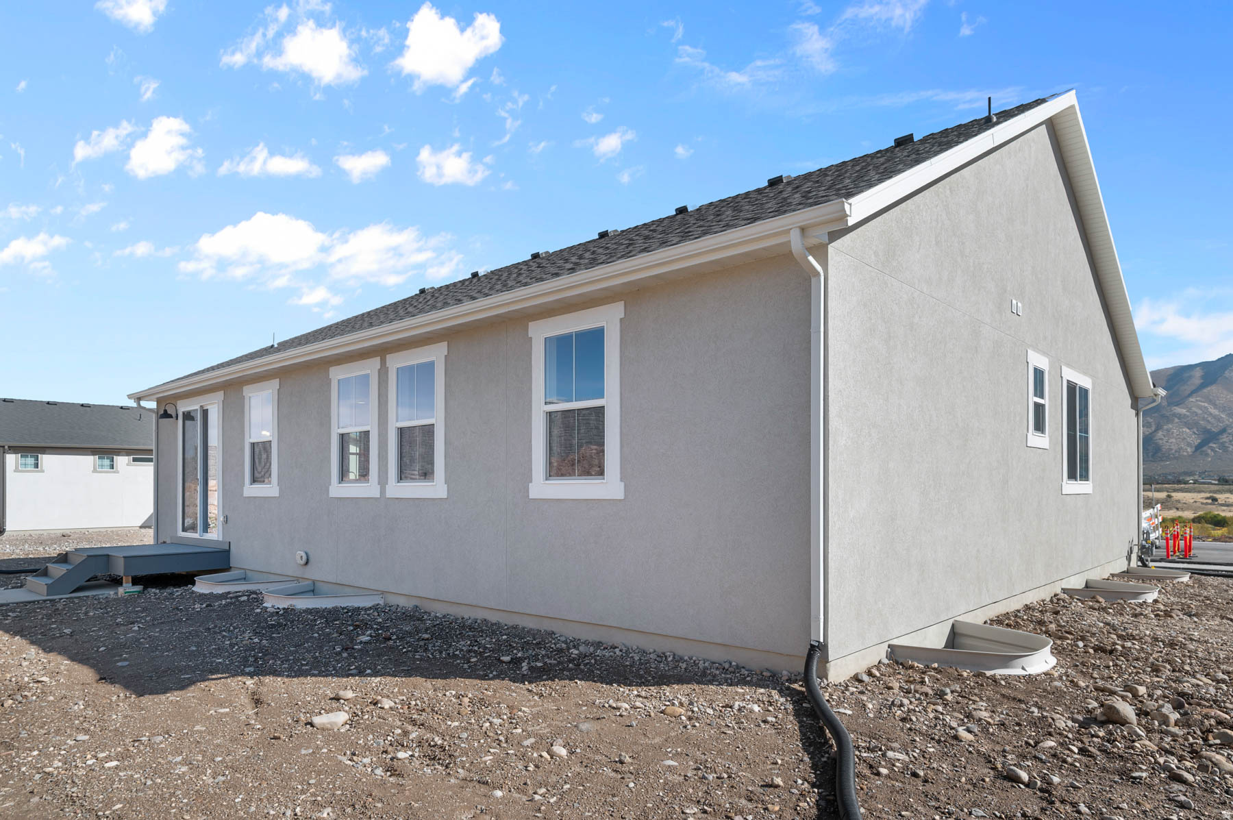 TANNER FLATS 31 - Residential
