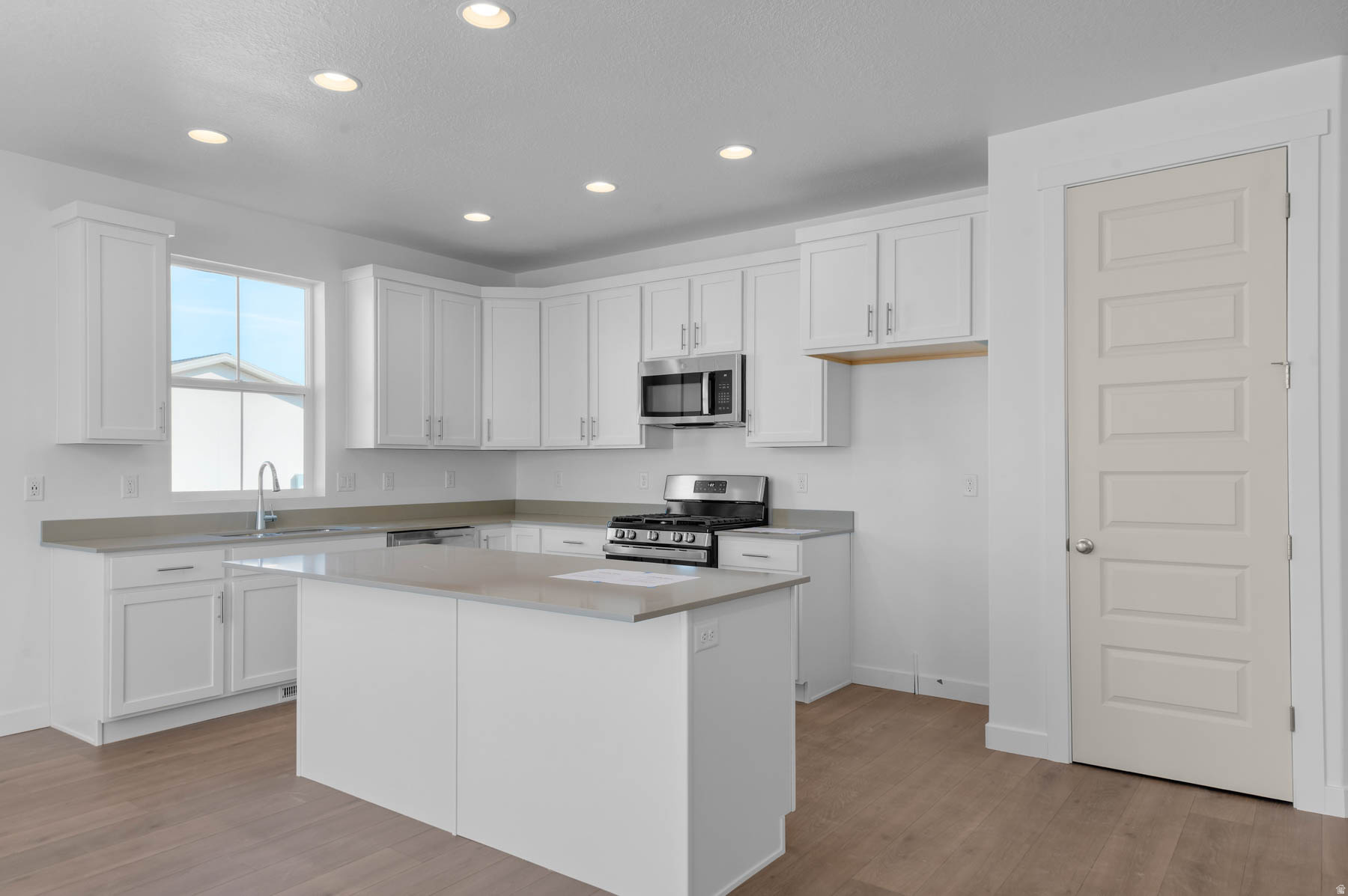 TANNER FLATS 31 - Residential