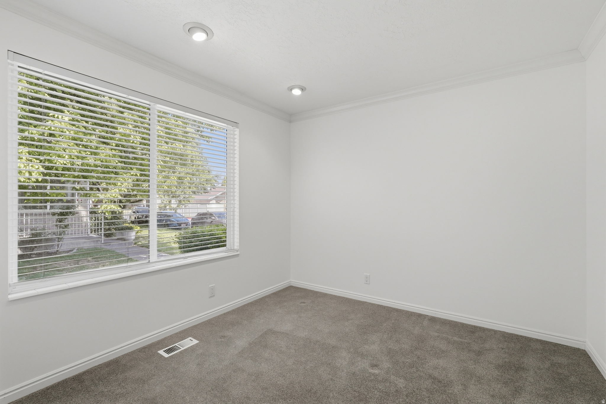 CORNERSTONE - Residential
