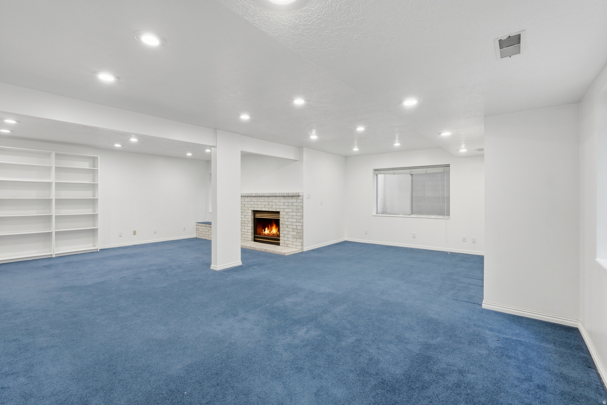 CORNERSTONE - Residential