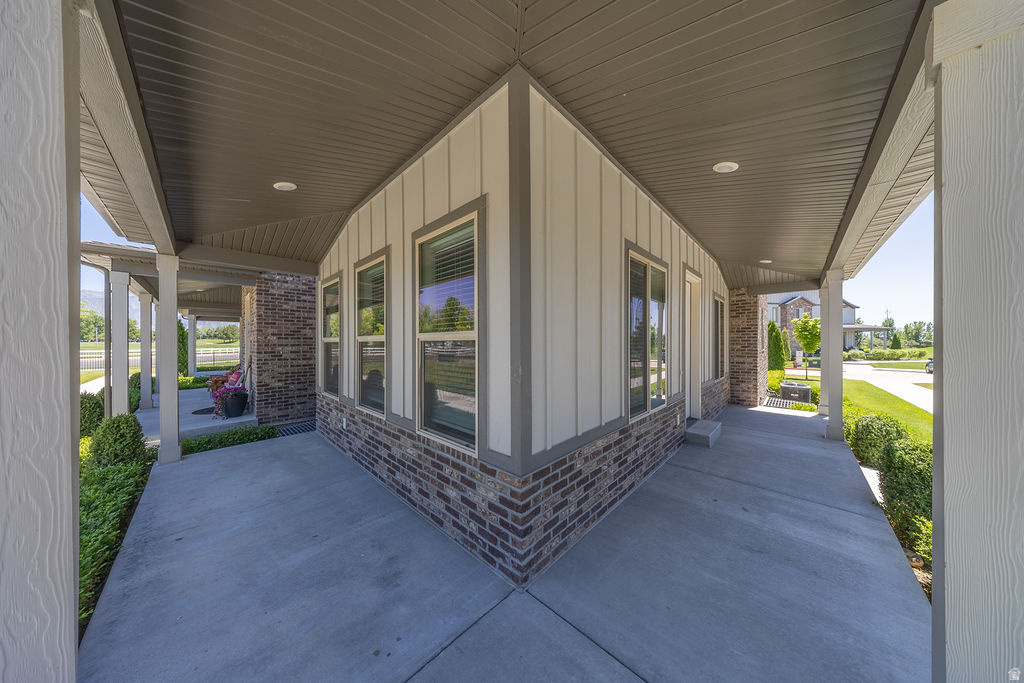 SPRINGWATER POINTE AT SLEEPY RIDGE - Residential