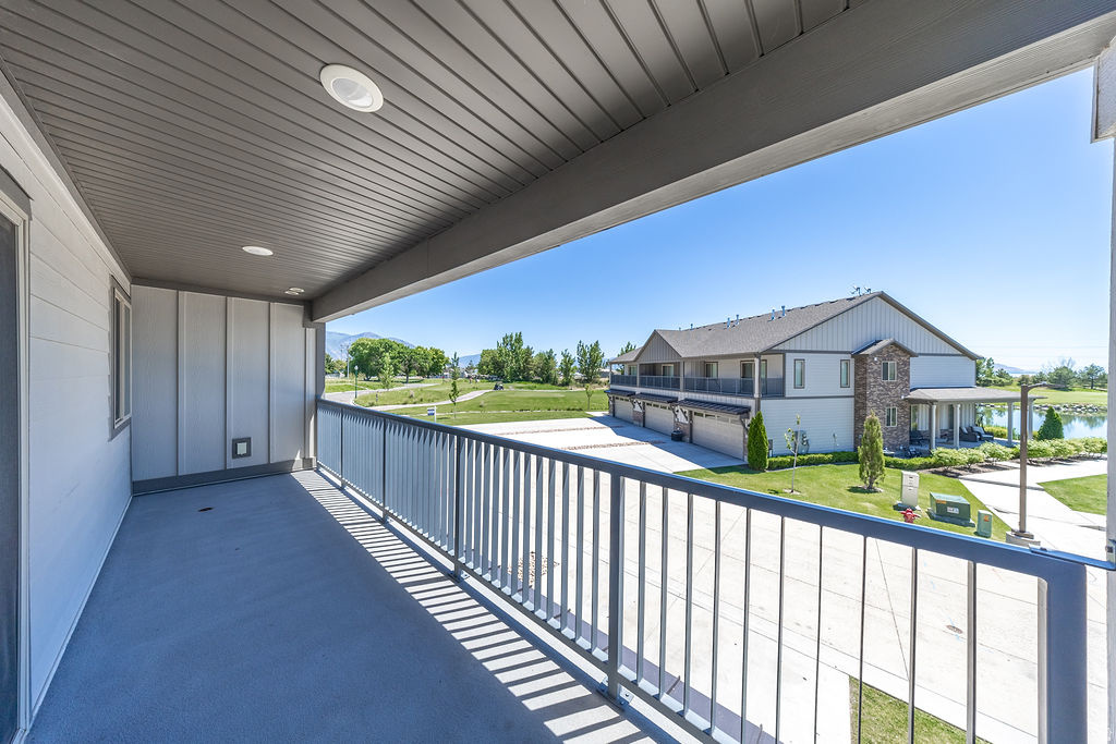SPRINGWATER POINTE AT SLEEPY RIDGE - Residential