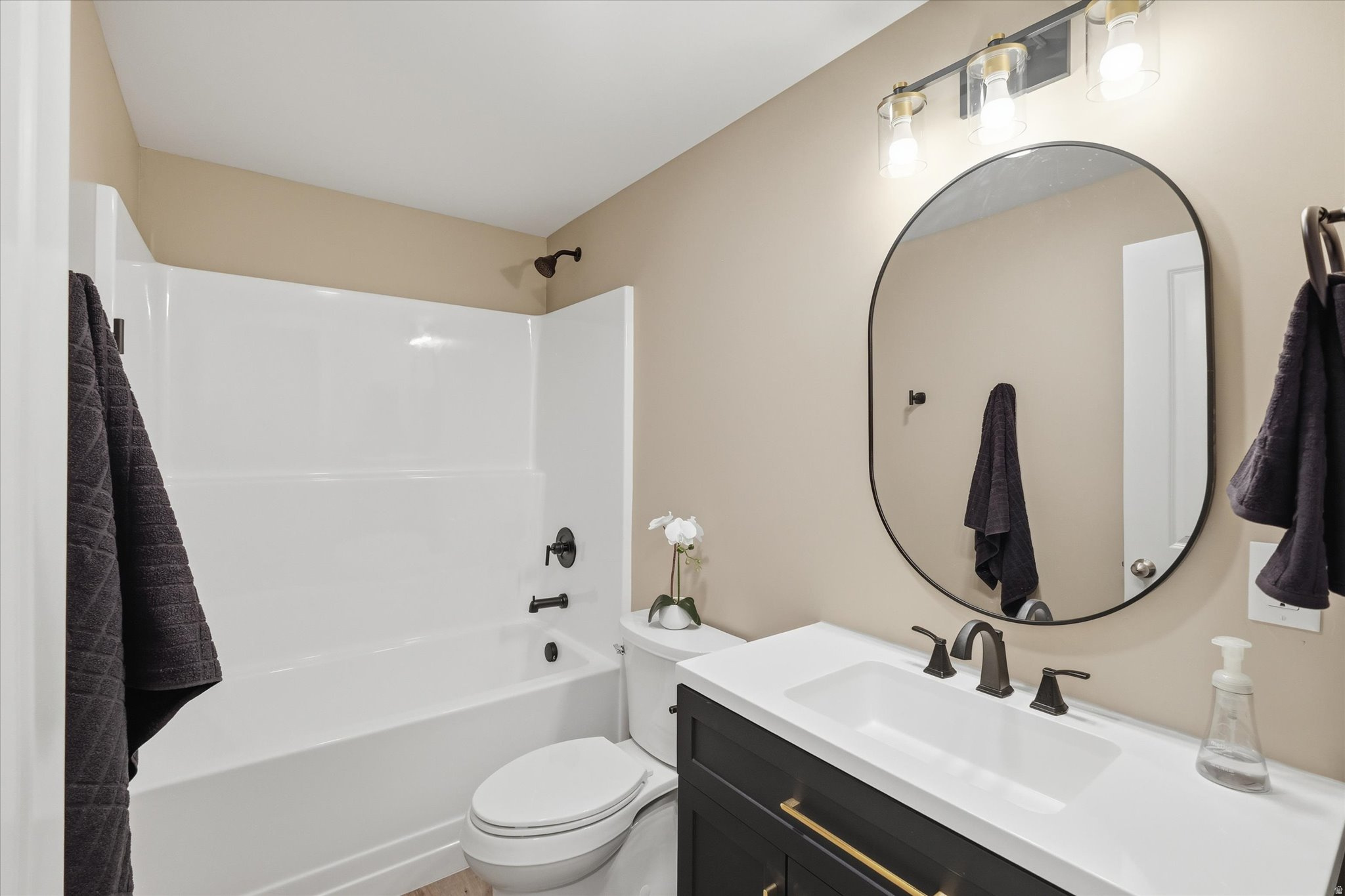 EASTVIEW LANDING - Residential