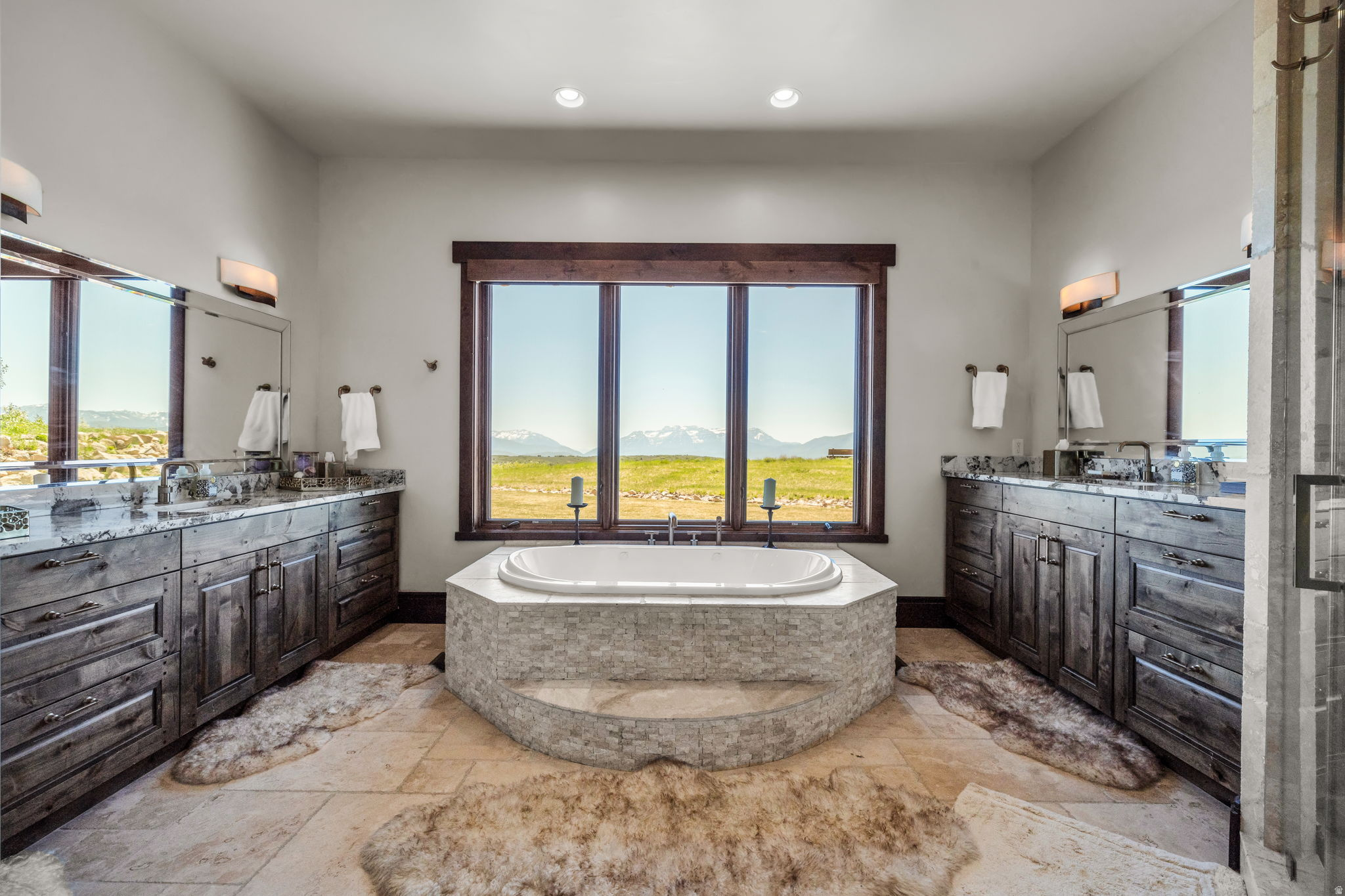 WOLF CREEK RANCH - Residential