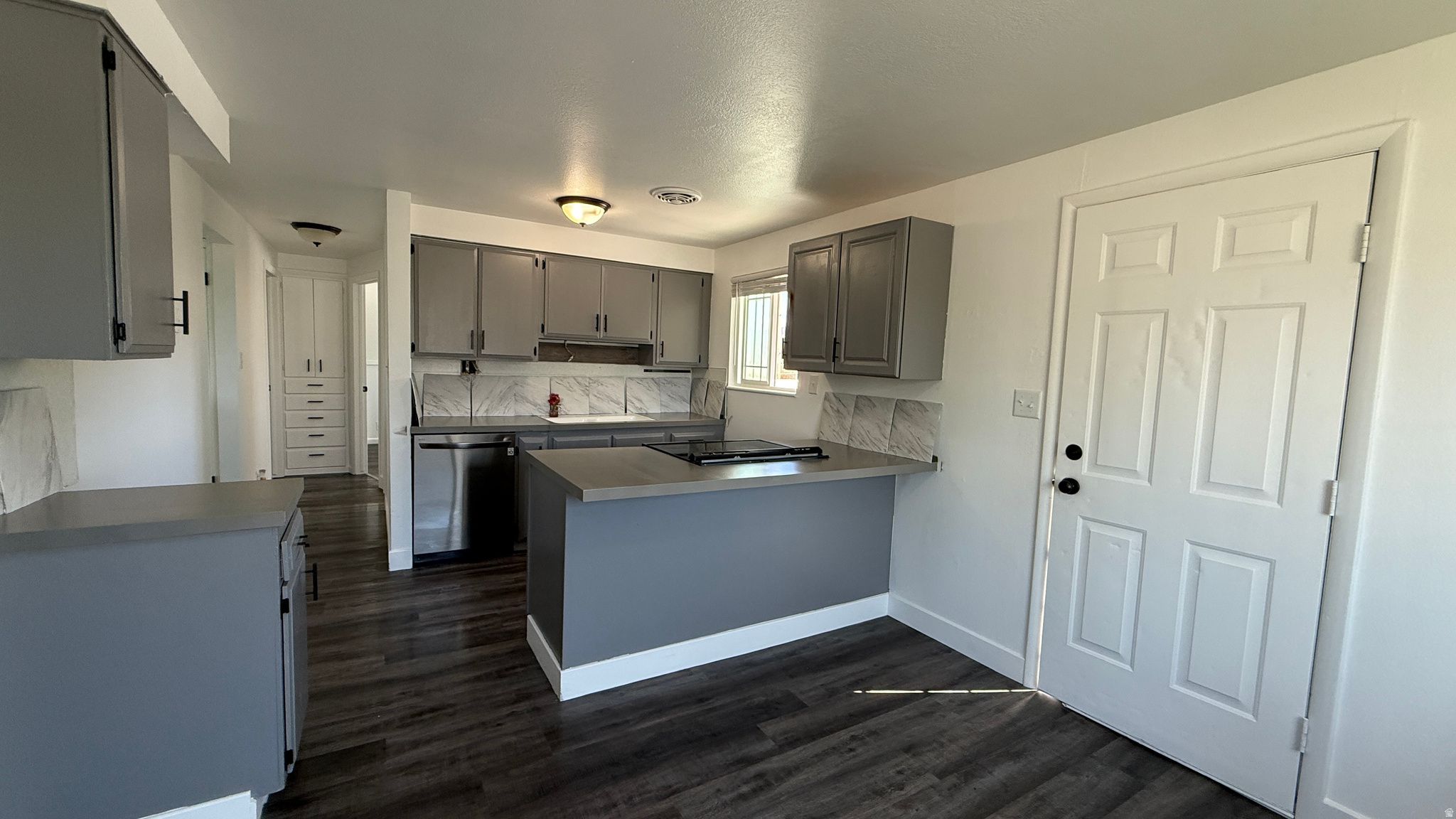 MONTE VISTA - Residential