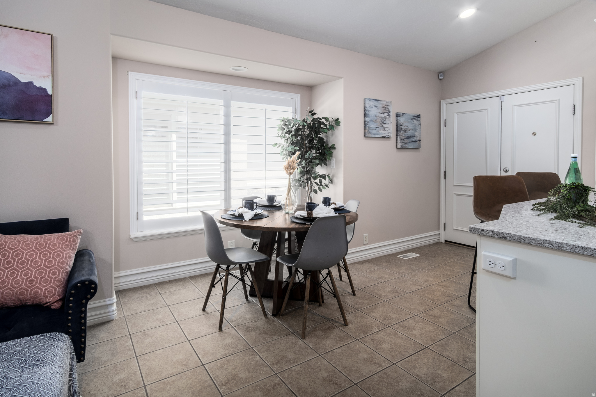 DOVE MEADOWS - Residential