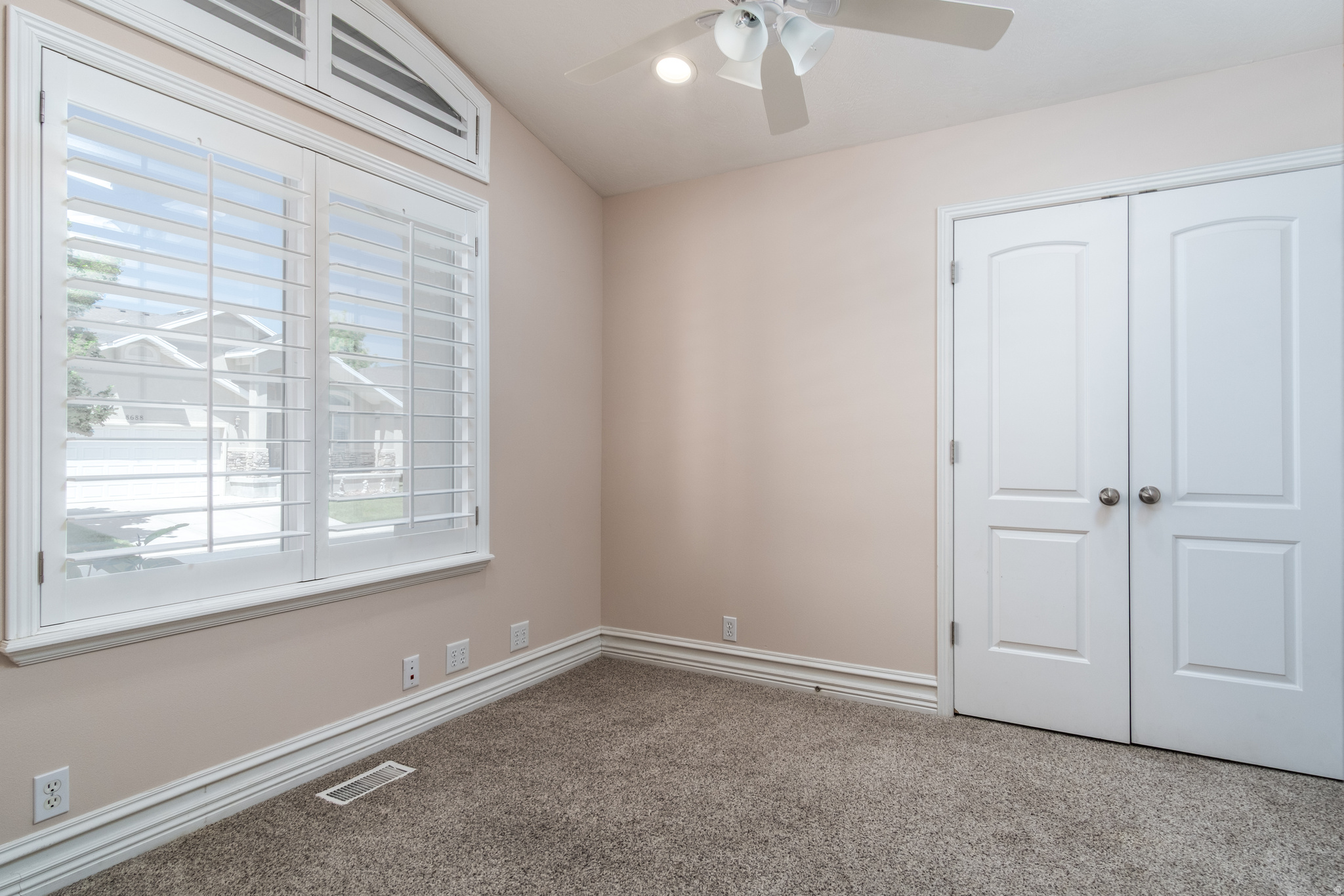 DOVE MEADOWS - Residential