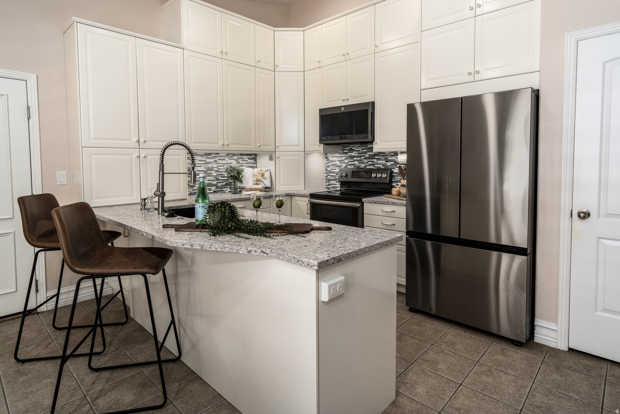 DOVE MEADOWS - Residential