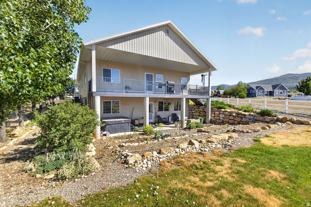 FAIRVIEW CITY - Residential