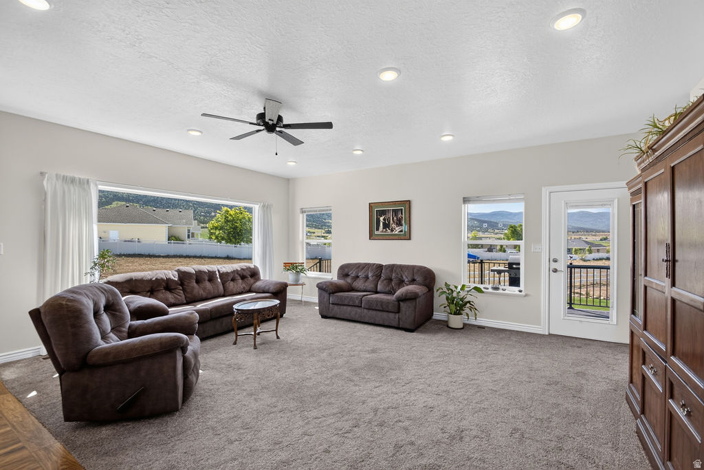 FAIRVIEW CITY - Residential
