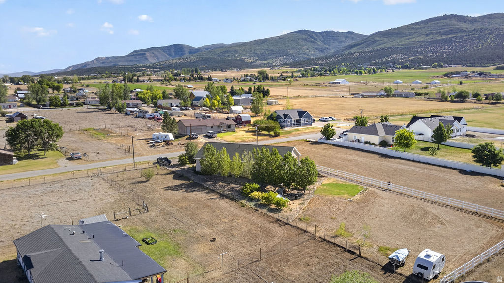 FAIRVIEW CITY - Residential
