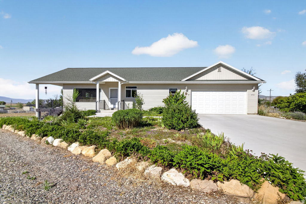 FAIRVIEW CITY - Residential