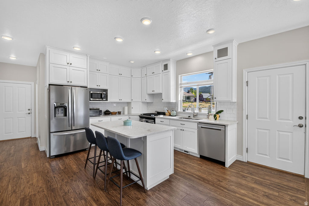 FAIRVIEW CITY - Residential
