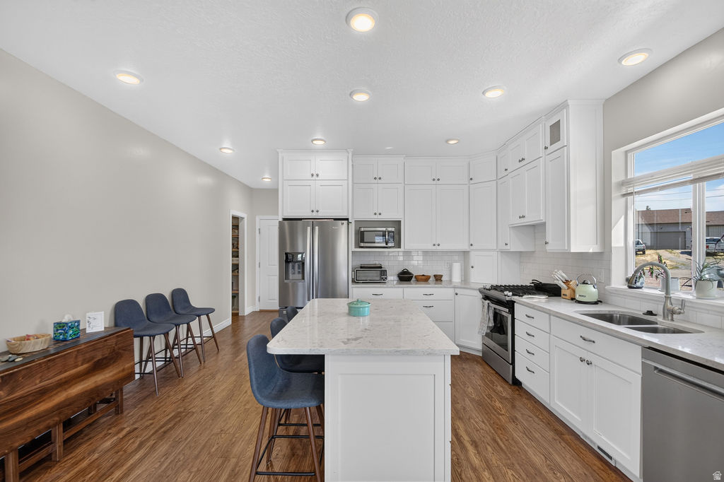 FAIRVIEW CITY - Residential