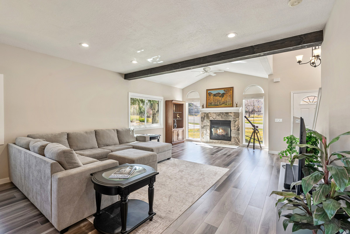 SNYDERS MILL SUBDIVISION - Residential