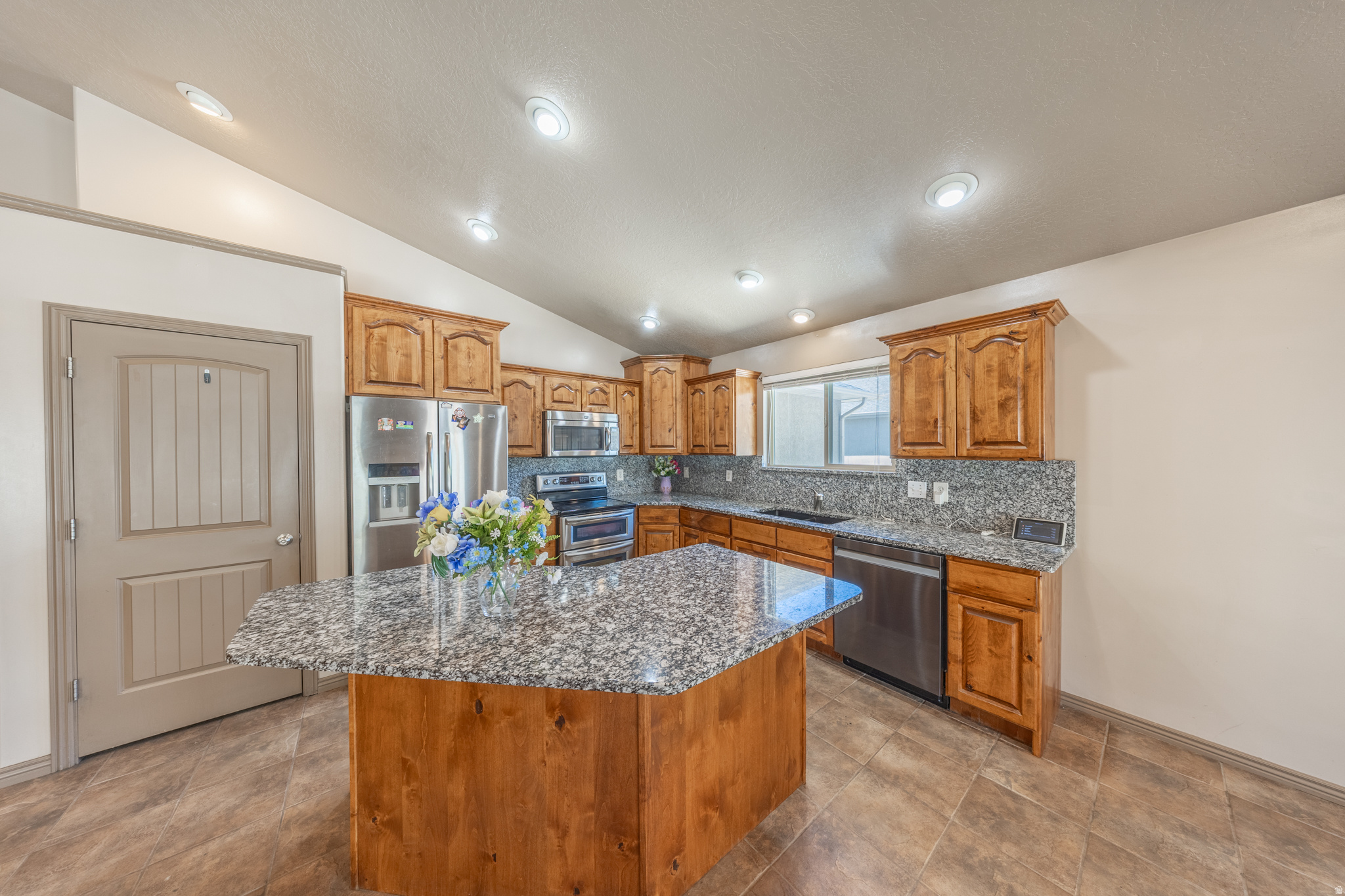 RIVER GLEN - Residential