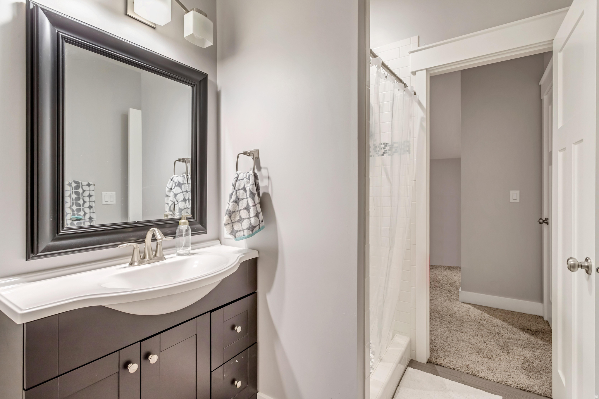 HUGHES ESTATES - Residential