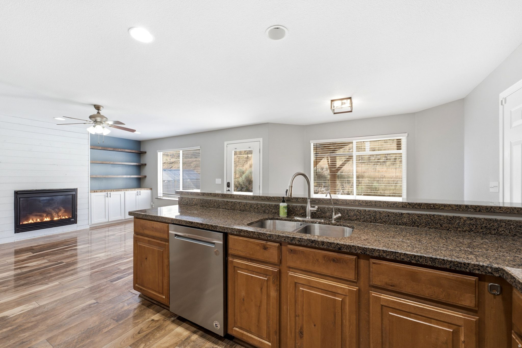 HAMILTON FARMS - Residential