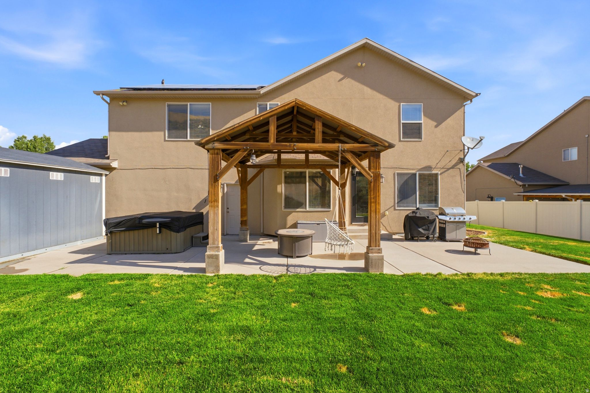 HAMILTON FARMS - Residential