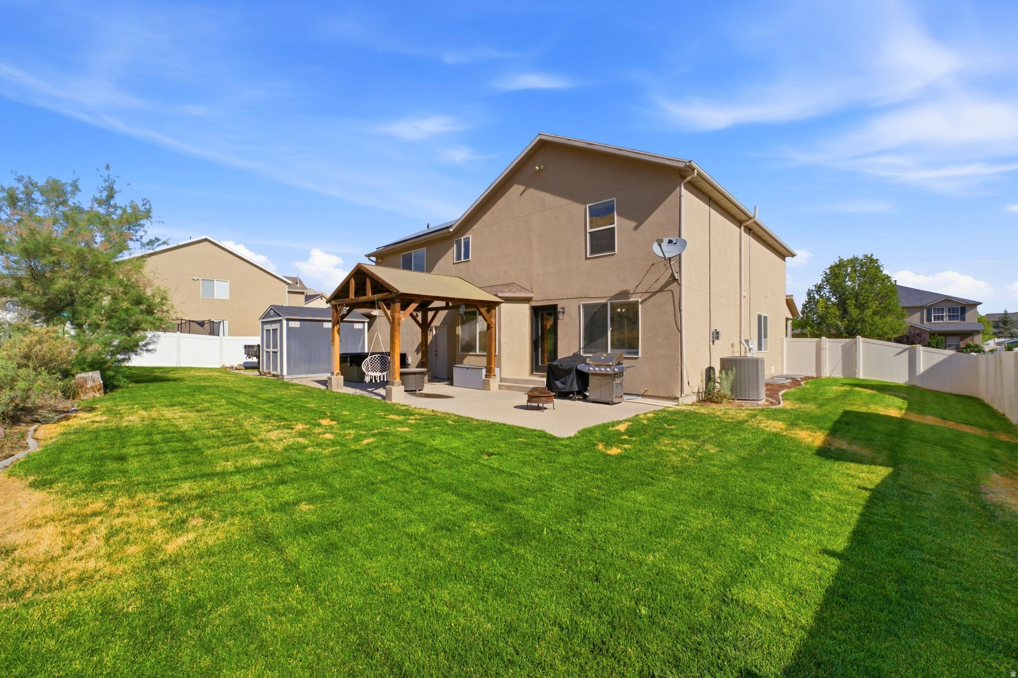 HAMILTON FARMS - Residential