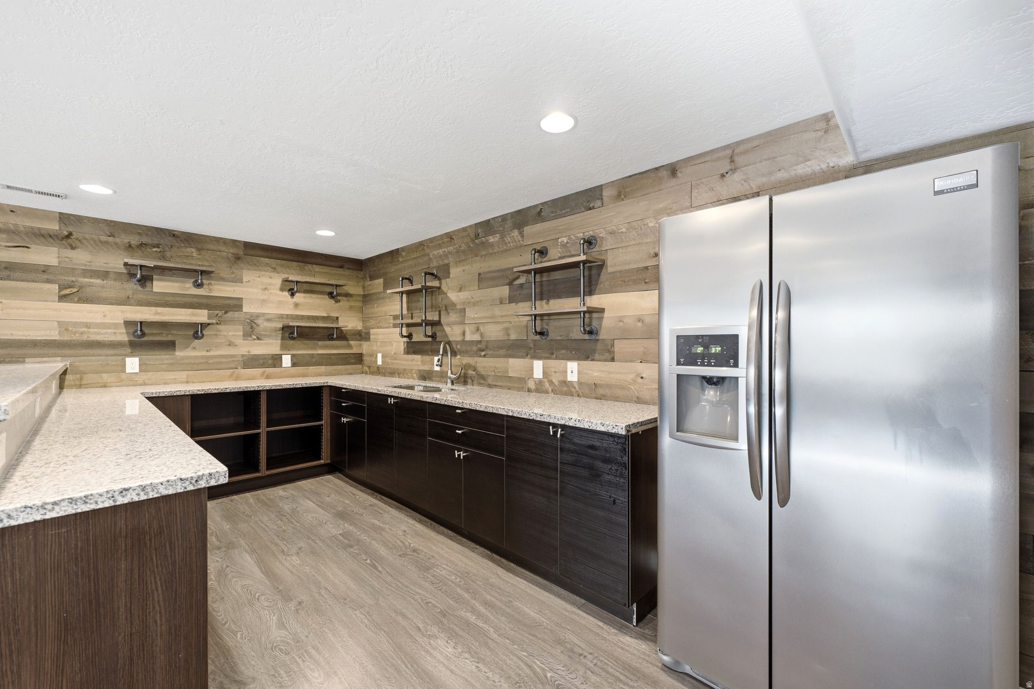 HAMILTON FARMS - Residential