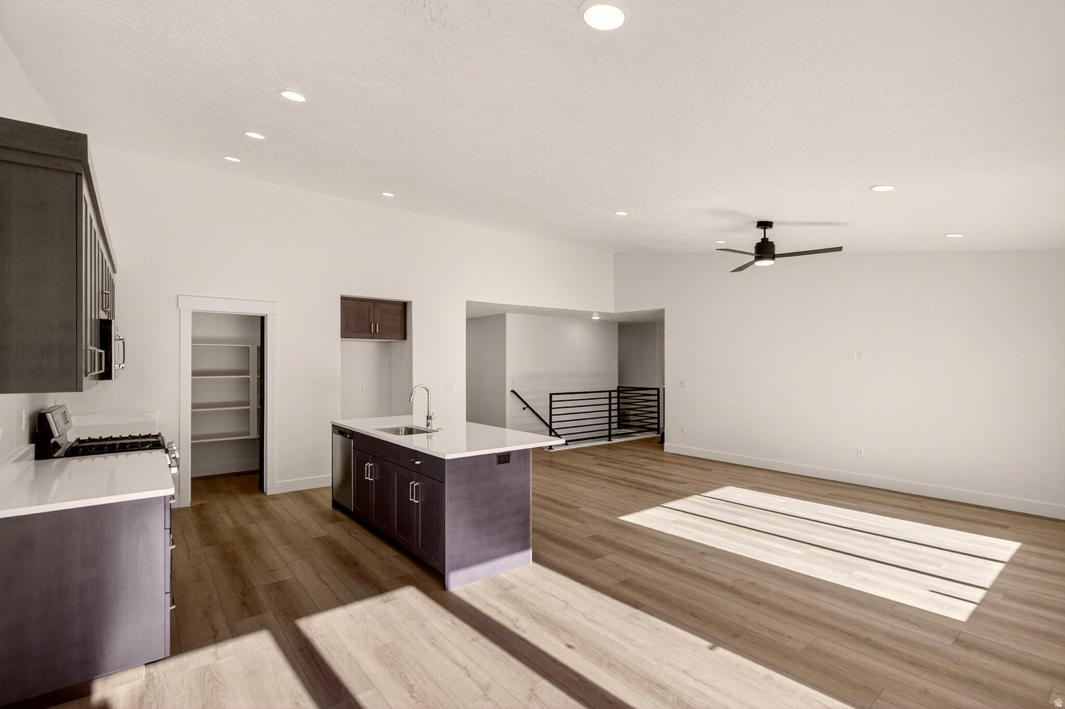 BLACK SAGE - Residential