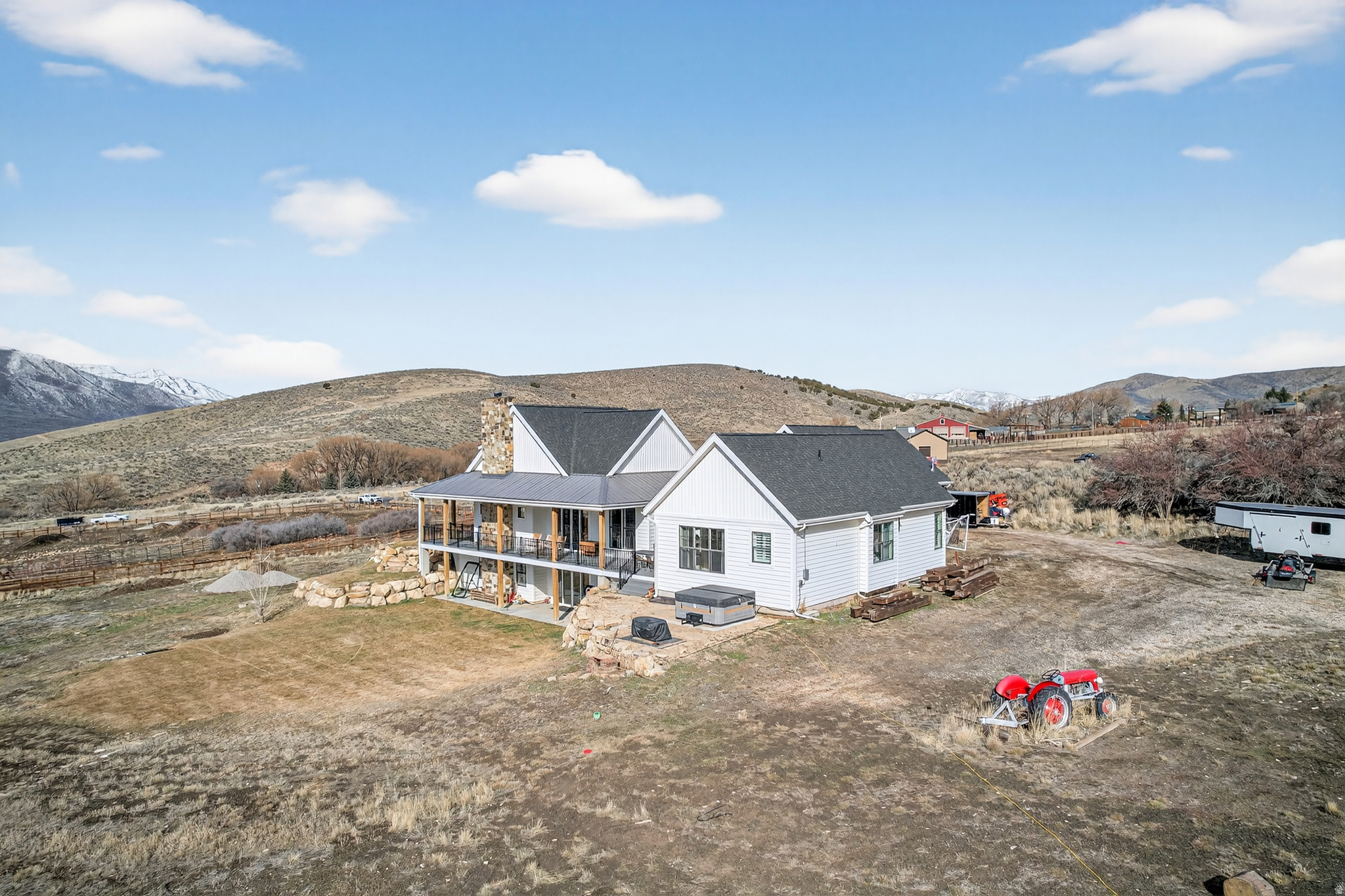 DRAPER VIEW - Residential