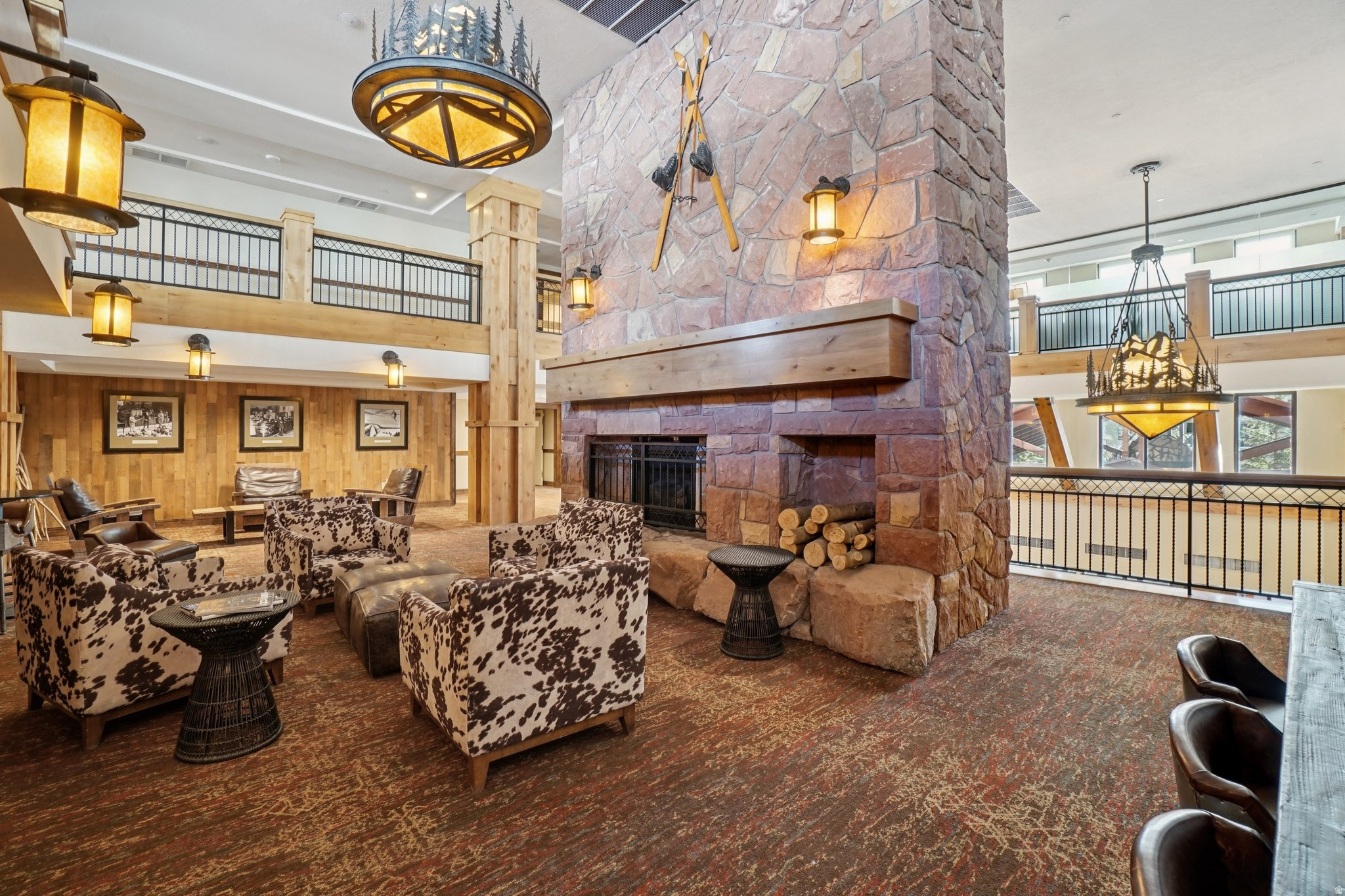 GRAND SUMMIT HOTEL - Residential