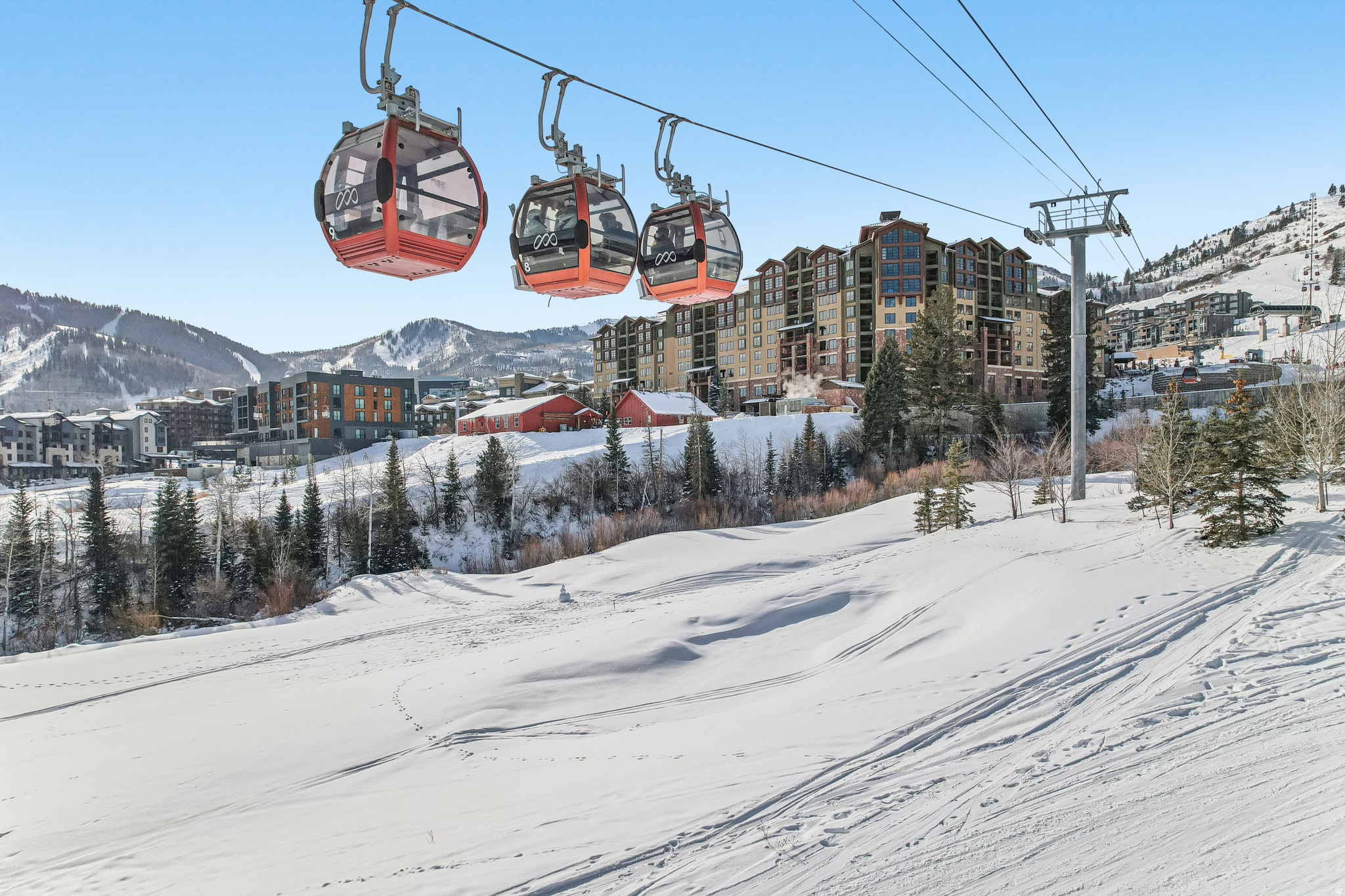 GRAND SUMMIT HOTEL - Residential