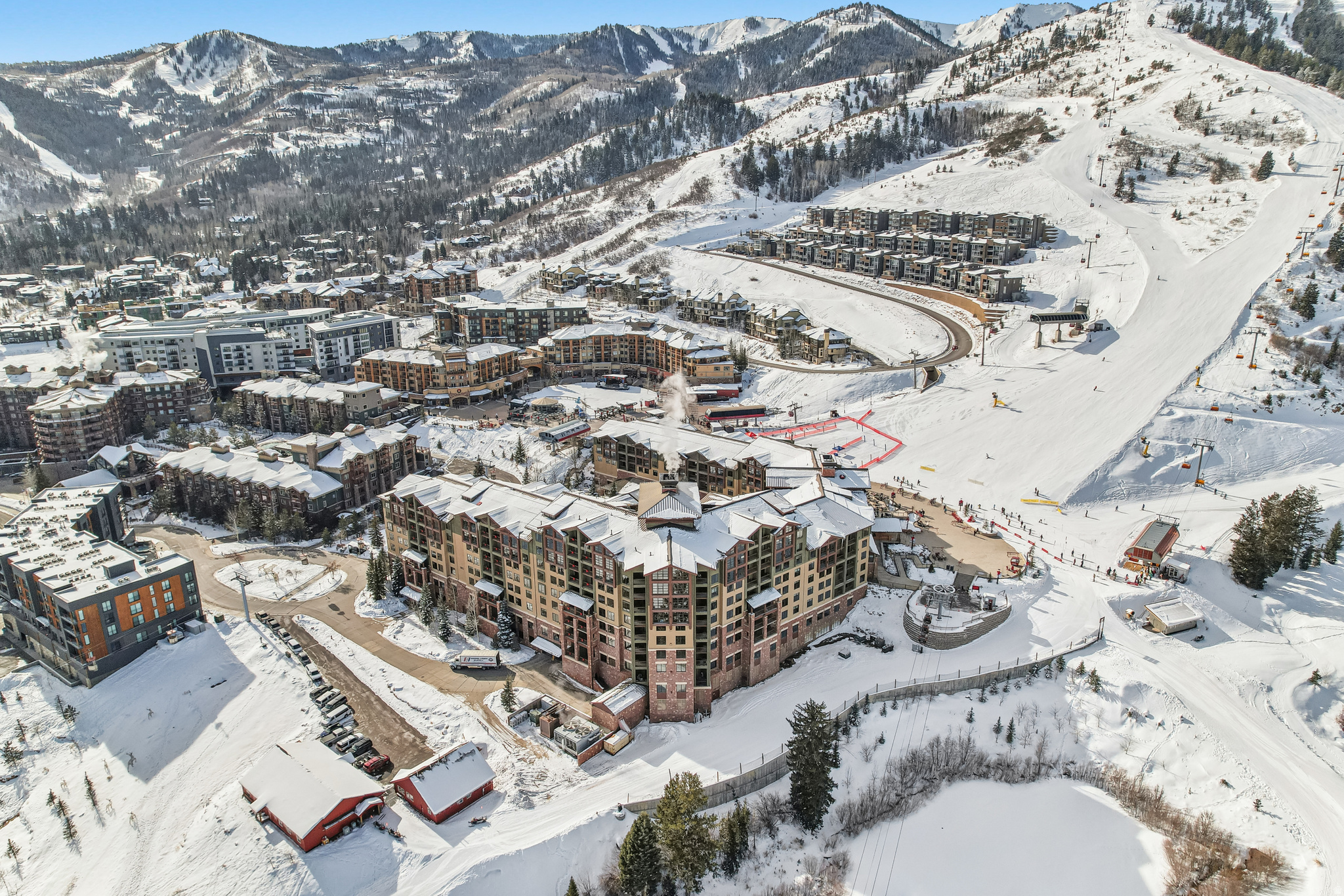 GRAND SUMMIT HOTEL - Residential