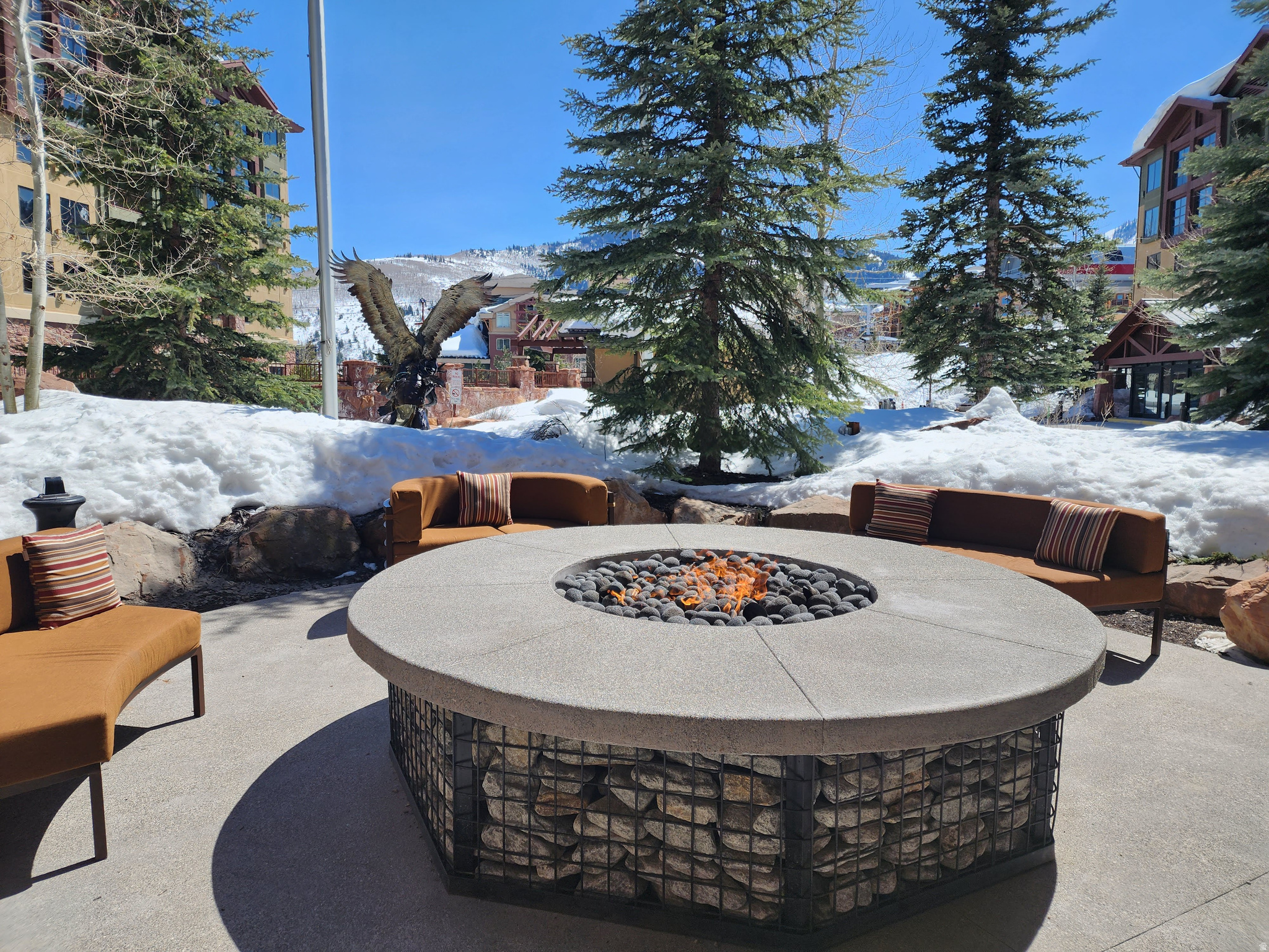 GRAND SUMMIT HOTEL - Residential