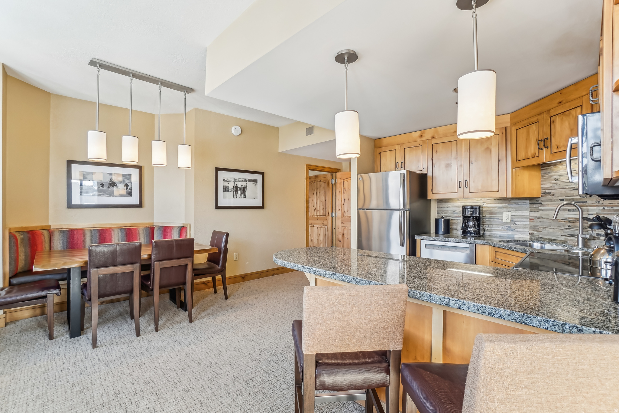 GRAND SUMMIT HOTEL - Residential