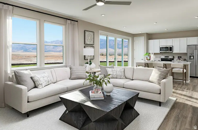 GENEVA ESTATES - Residential