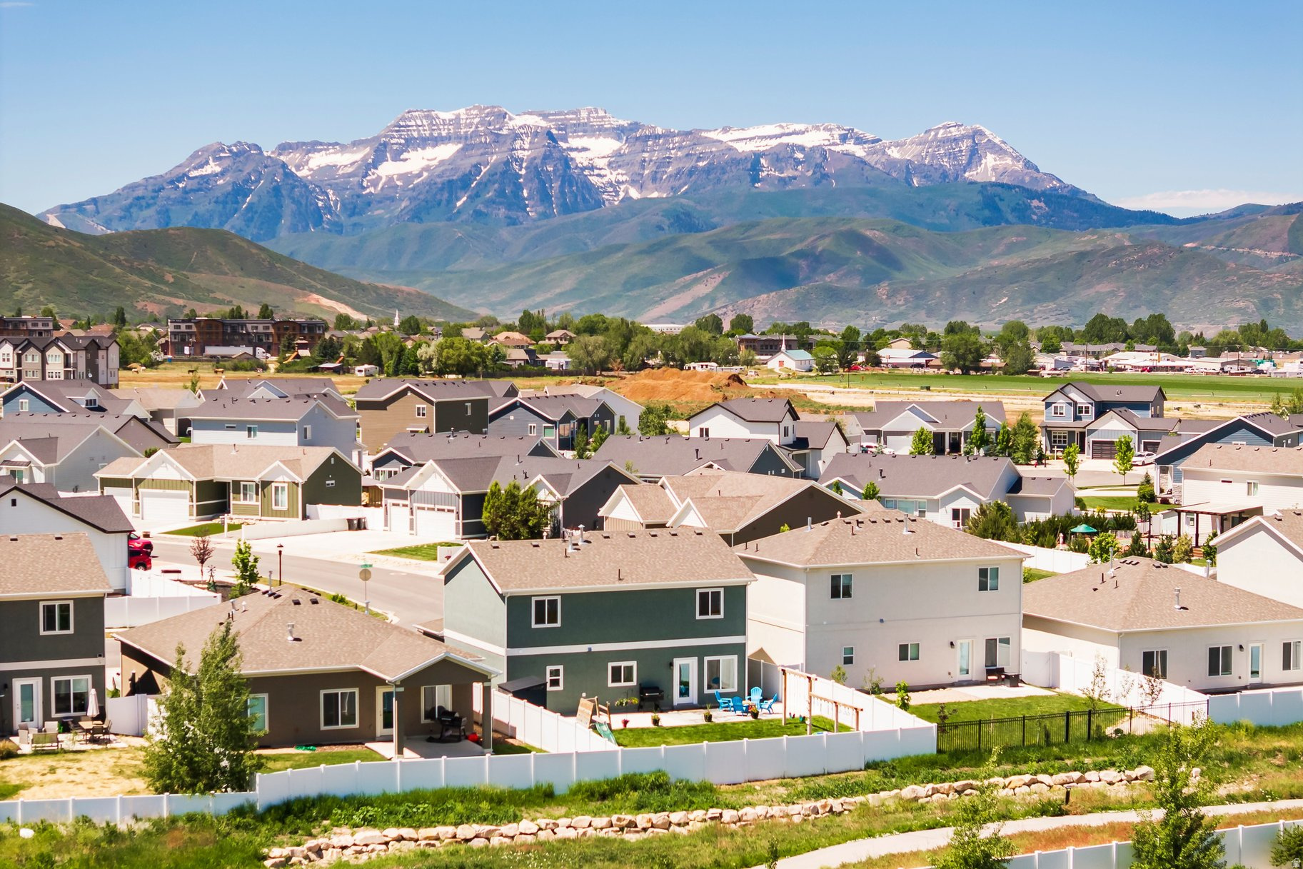 BROOKSIDE - Residential