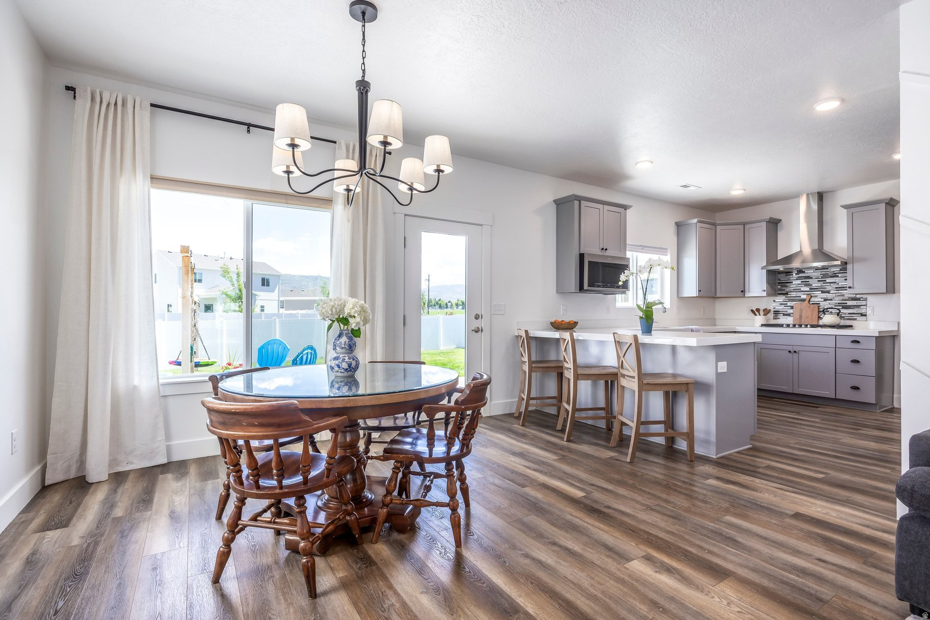 BROOKSIDE - Residential