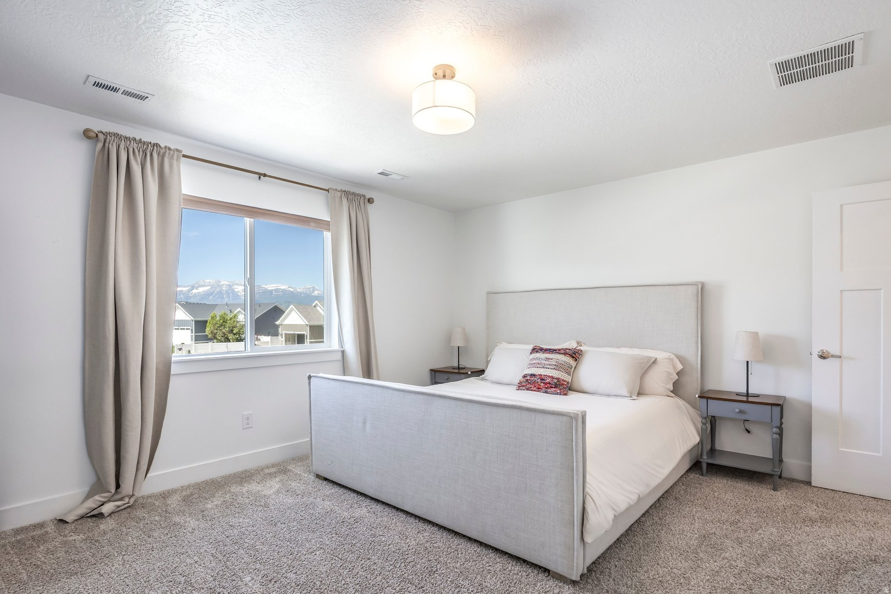 BROOKSIDE - Residential