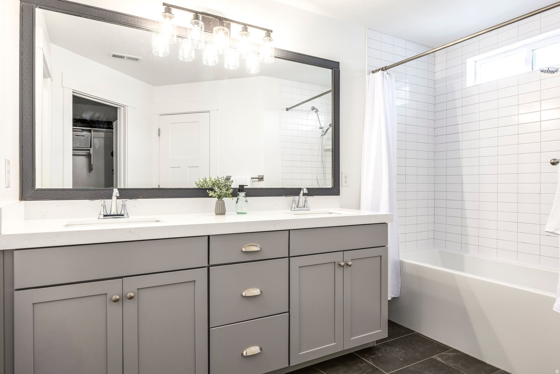 BROOKSIDE - Residential